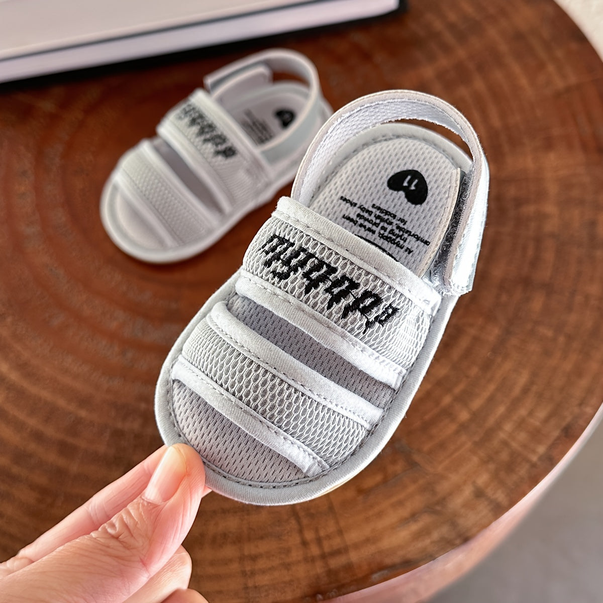 Baby Girls Boys Mesh Breathable Sandals New Soft Crib Shoes First Walker Shoes Beach Shoes For Newborn Infant, Spring And Summer