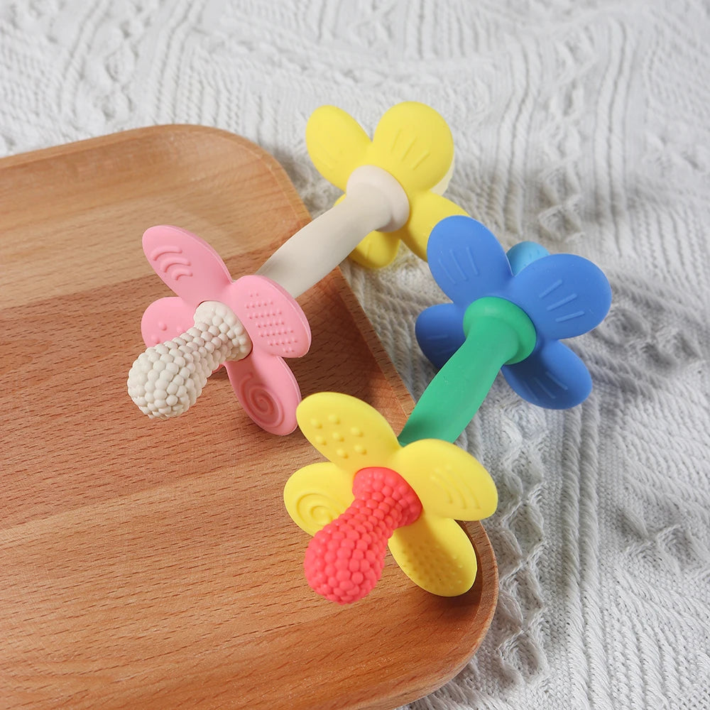 New 2 in 1 Baby Silicone Flower Teether - Safe & Soft Chewing Toy for Soothing Sore Gums, BPA-Free, Easy-to-Hold Teething toy